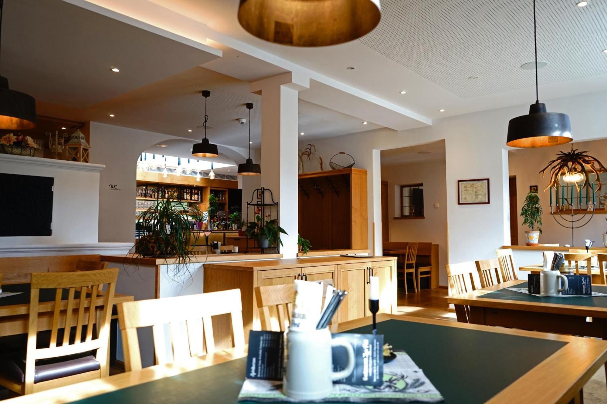 Hotel Zum Schwarzen Ross Und Gutmann Zur Post Hilpoltstein Dış mekan fotoğraf